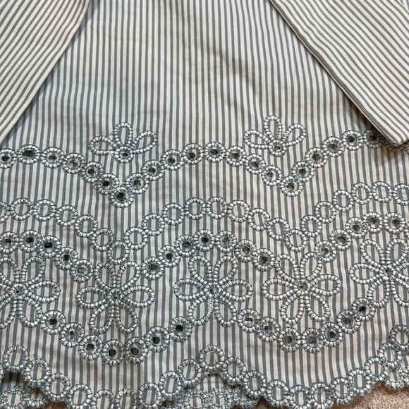 BCBG MaxAzria tank size S white and baby blue with bow - Picture 6 of 8